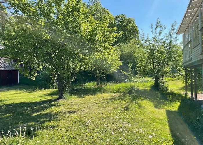 Mysigt Hus Foer 2 Familjer