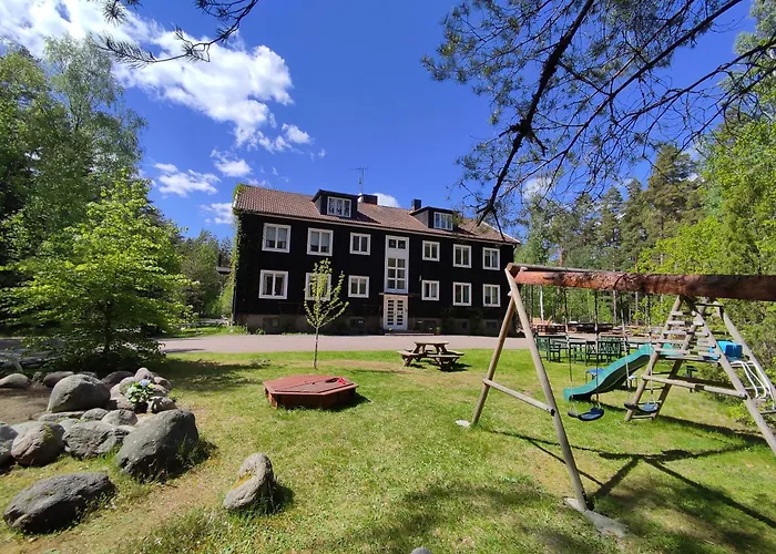 Villa Karlloesa - Bed And Breakfast