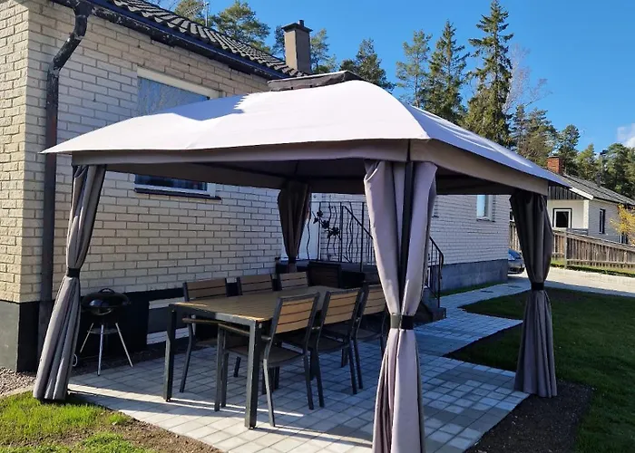 Modernt Gaesthus Pa 90 M2 Foer Upp Till 8 Personer